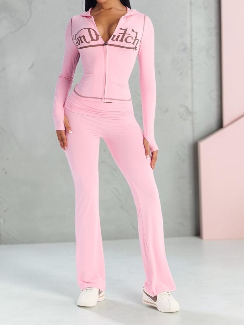 Von Dutch Keep It Cute Lounge Pant Set